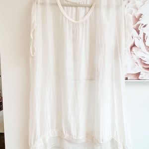 Wow! 100% silk Top! Sheer flowy